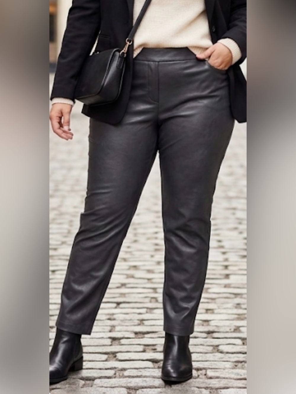 dennis basso Black Faux Leather Skinny Pants Size L